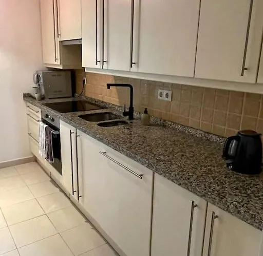 Luxury By Antonio アパート